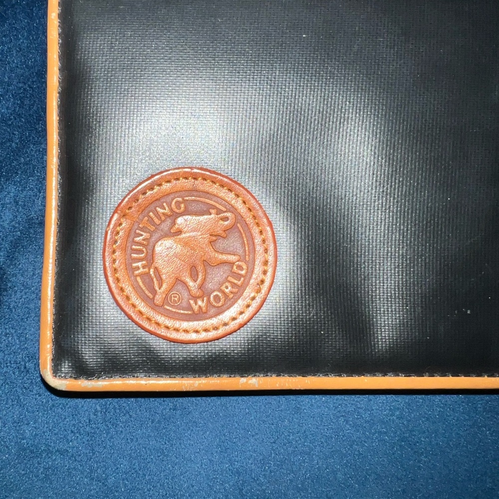 Vintage Hunting World Wallet - Picture 2 of 5